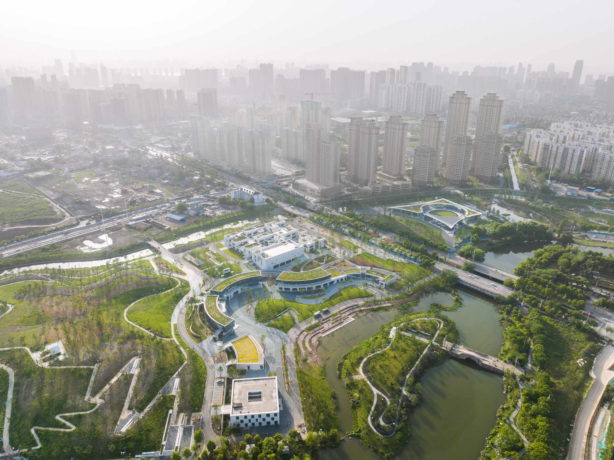 Being Able to Establish Resilient Cities in a Vulnarable World}