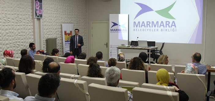 Kütüphane ve Bilgi Merkezleri Platformu Millet Kıraathanesi’nde Toplandı}