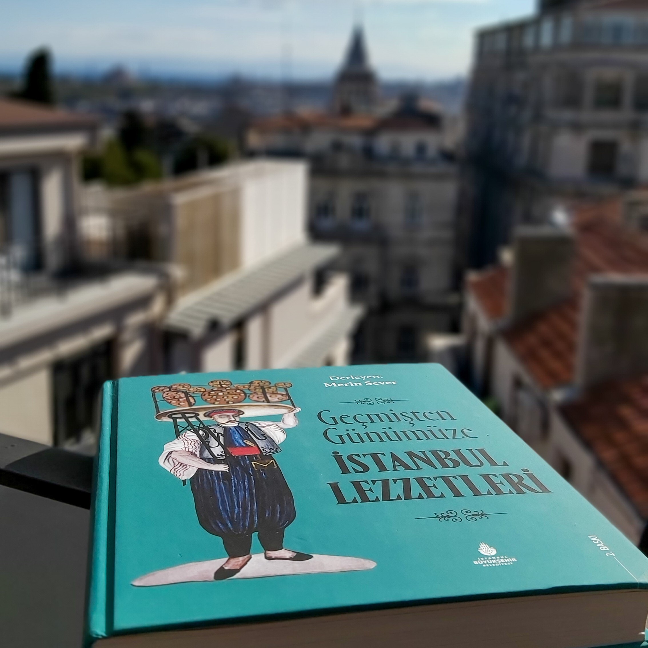 Bir Lezzet Yolculuğu: Geçmişten Günümüze İstanbul Lezzetleri}